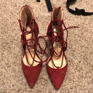 JESSICA SIMPSON CYNESSA PUMP